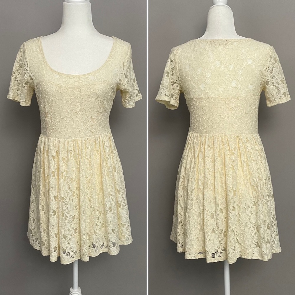 Altar’d State Cream Lace Short Sleeve Fit and Flare Dress Size S